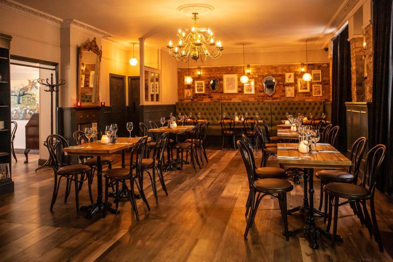 The Foresters Arms Кингстън на Темза Екстериор снимка