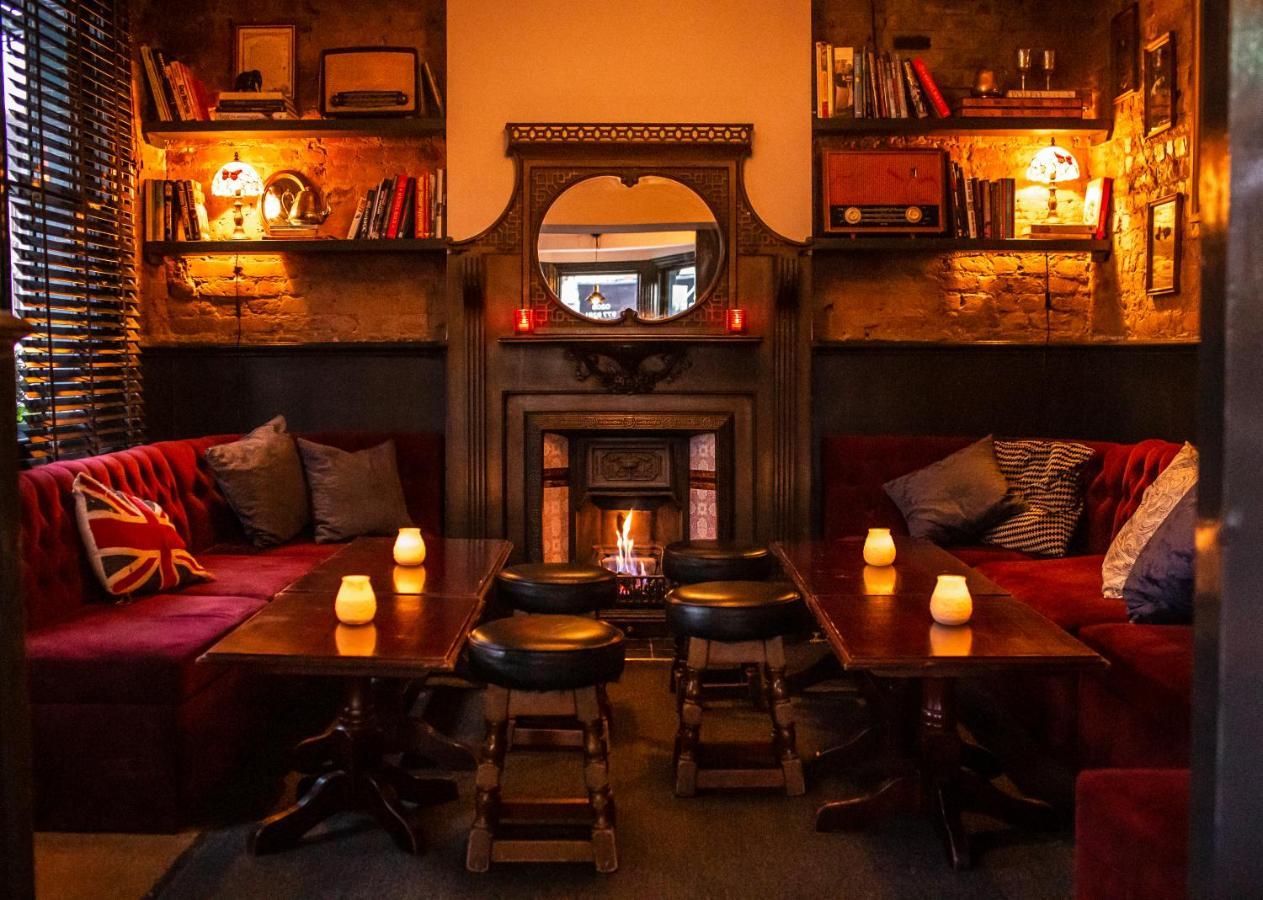 The Foresters Arms Кингстън на Темза Екстериор снимка